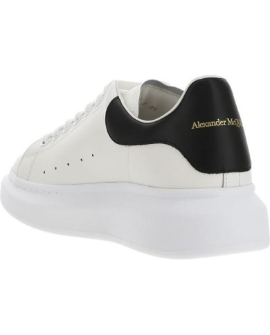 Oversized Sneaker