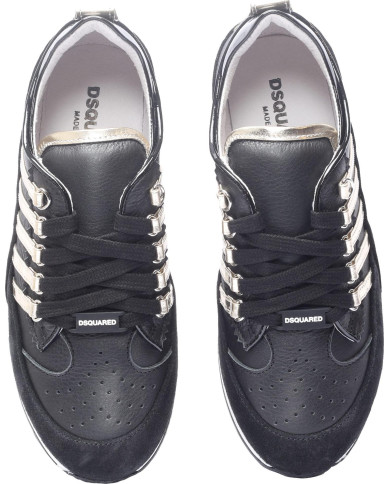 Kinder Sneakers mit Schnüren