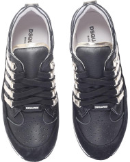 Kinder Sneakers mit Schnüren